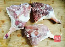 Illustration of how to make bandit duck 1