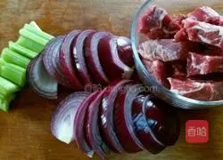 Illustration of how to make pasta (star noodles in vegetable stock) 5