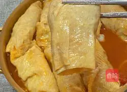 Illustration of how to make shrimp and fat beef bell rolls 9