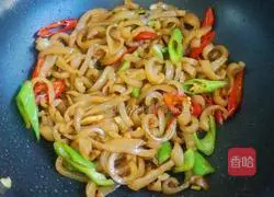 Illustration of how to make fried pork rinds with pepper 7