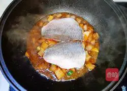 Illustration of how to make celery seabass 10