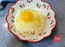 Illustration of how to make milk cheese toast 2