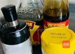 Illustration of how to make crispy salt and pepper shrimp 4