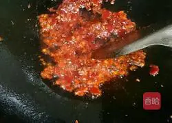 Innovative version of the recipe for boiled crispy pork 7