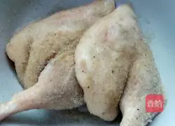 Illustration of how to make salted duck legs 4