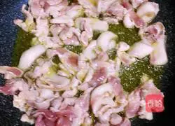 Illustration of how to make fried pork with salt 6