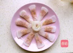 Illustration of how to make crystal radish rolls 8