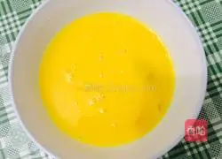 Illustration of how to make preserved assorted fried rice 3