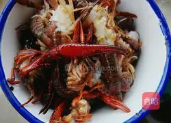 Illustration of how to make spicy crayfish 1