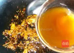 Illustration of how to make fish-flavored shredded pork 15