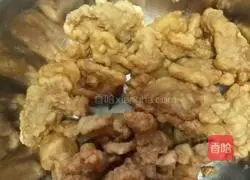 Sour and crispy pork Illustration of how to make crispy pork 1