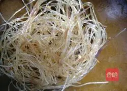 Illustration of how to make garlic prawns 3