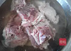 Illustration of how to make Northeastern sauce bones 1