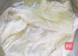Illustration of how to make cabbage and pork rolls 7