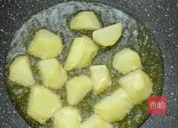 Illustration of how to make spicy ground three delicacies 9