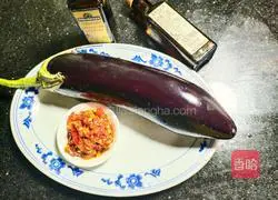 Illustration of how to steam eggplant with chopped pepper 1