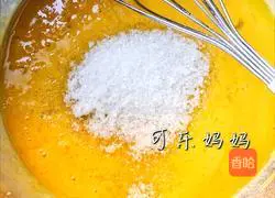 Illustration of how to make chiffon cake 4