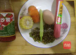 Illustration of how to make tomato sauce and egg fried rice 1