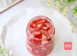 Illustration of homemade strawberry wine 13