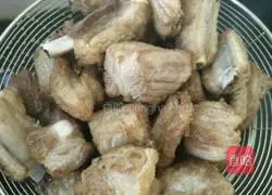 Wild chestnut sweet and sour pork ribs recipe 6