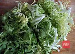 Illustration of how to make cold chrysanthemum 2