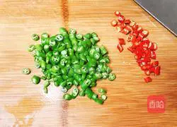 Illustration of how to make spicy fried clams 2