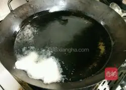 Illustration of Northeastern Old-fashioned Pot Bun Pork 5