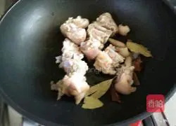 Illustration of roasted pig's trotters 3