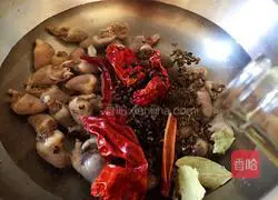 Illustration of braised chicken hearts 6