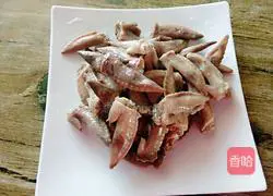 Chicken Wings Stewed with Mushrooms Illustration 6