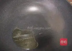 Illustration of how to make fried squid with celery 8