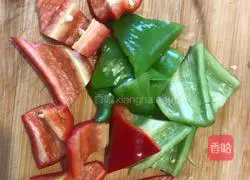 Illustration of how to make fried pork ribs with black bean sauce 3