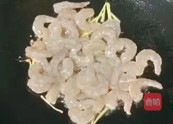 Illustration of how to make sweet and sour shrimp 16