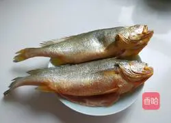 Illustration of braised yellow croaker for the Lantern Festival on the 15th day of the first lunar month 1