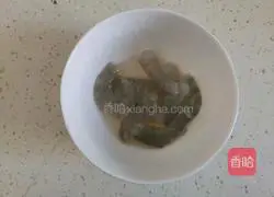 Illustration of how to make steamed eggs with shrimps and tofu 2