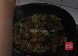 Illustration of home-style fried spicy chicken 8