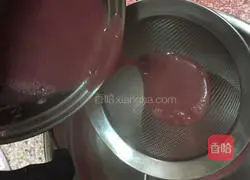 Illustration of how to make blackcurrant mousse cake (six inches) 8