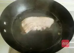 Illustration of how to make garlic white meat 2