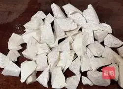 Illustration of how to make baby abalone and taro porridge 2