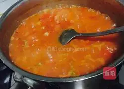 Illustration of how to make Italian tomato sauce 4