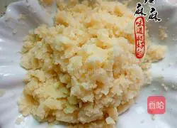 Illustration of how to make funny yogurt mashed potatoes 1