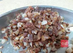 Illustration of how to make Cantonese-style glutinous rice rolls 6