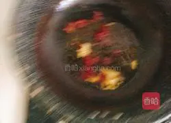 Illustration of how to make fish-flavored shredded pork 2