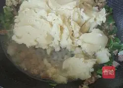 Illustration of how to make minced mutton and mashed potatoes 7