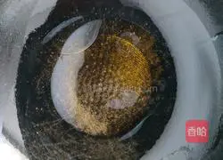 Illustration of braised prawns in oil 3