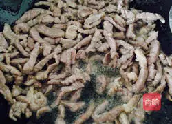 Illustration of how to make dry shredded beef 3