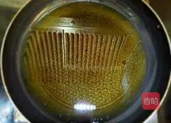 Illustration of how to make pepper and sesame chicken wings 8