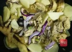 Illustration of how to make large plate chicken 4