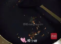 Illustration of how to make crispy and spicy fried chicken tenders 9