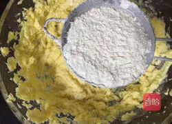 Heart-shaped two-color cookies recipe illustration 5